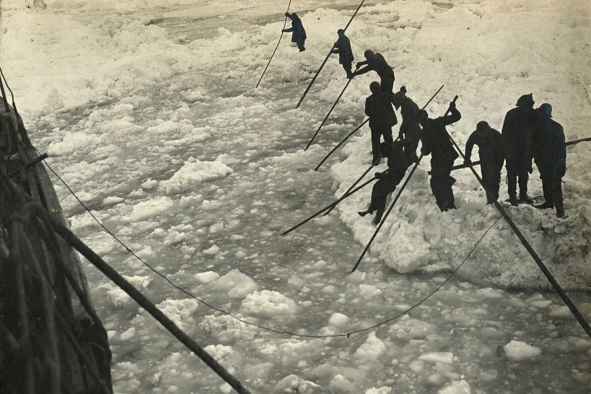 Экспедиция Эрнеста Шеклтона 1914 года. Экспедиция Шеклтона в Антарктиду 1914. Первая Экспедиция Шеклтона.