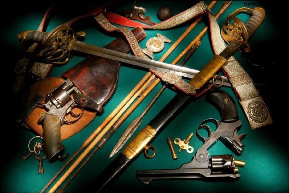 Оружие старины. Старинное оружие. Антикварное оружие. Коллекция старинного оружия.