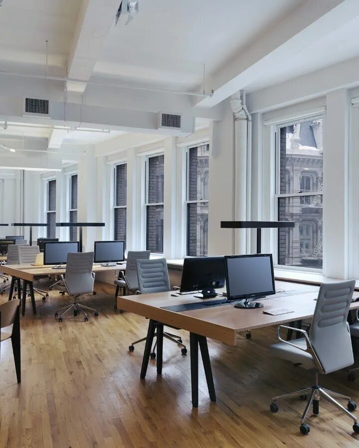 Коворкинг в красноярске. Земляной вал 8 sok. Герофарм офис. Офис в коворкинге. Коворкинг красные ворота.