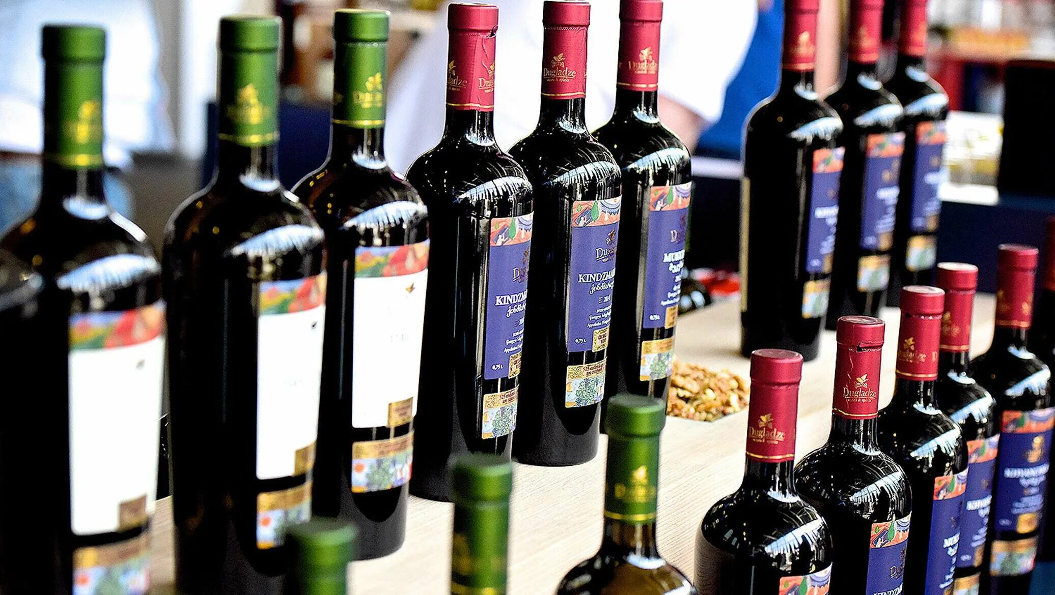 Вино Цхинвали Грузия. Вино Анача Грузия. Вино Georgian Wine. Экспорт вина из Грузии. Иранское вино купить