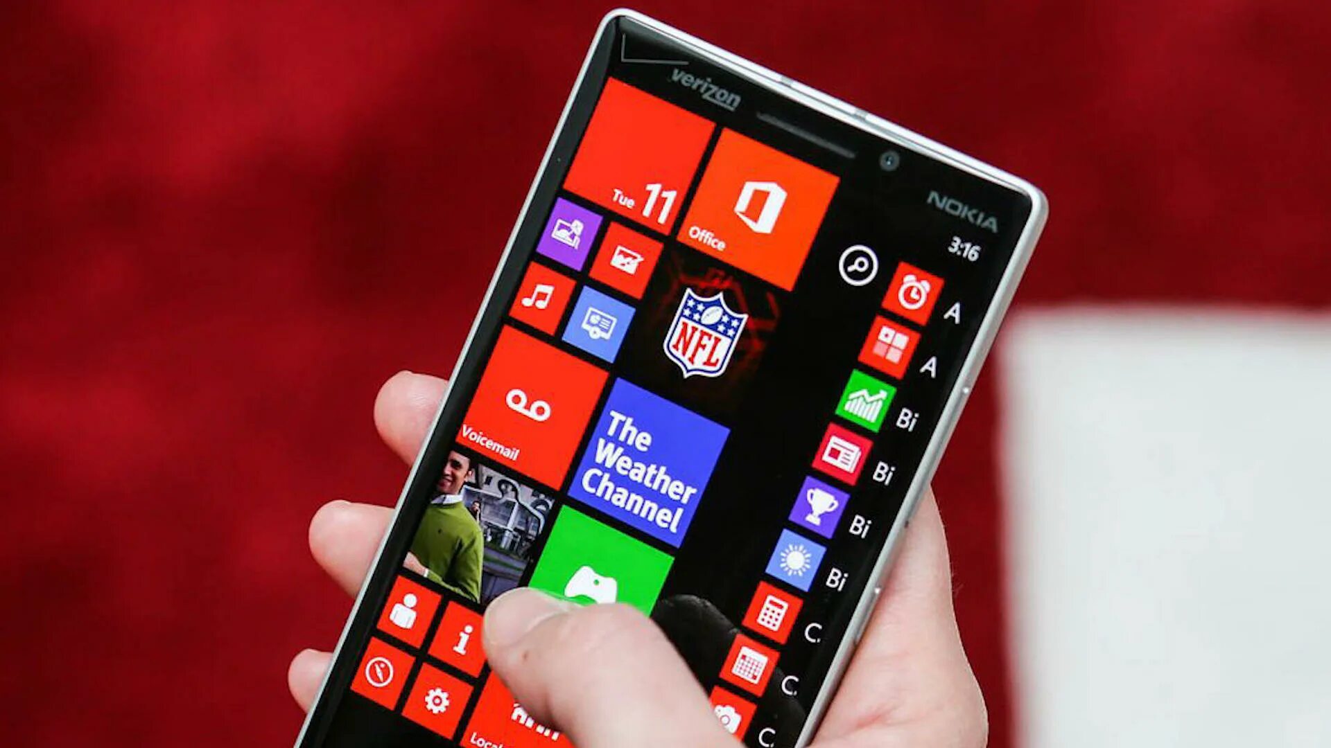 Microsoft mobile. Nokia windows phone 10. nokia windows phone 8.1. смартфон microsoft windows phone 2014. нокиа люмия 2025 года.