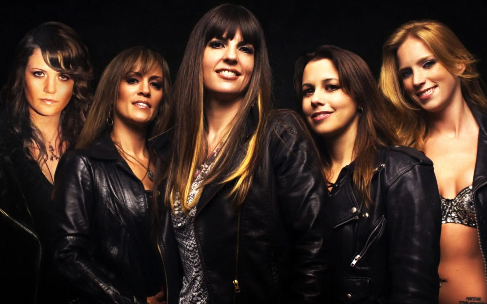 группа arch enemy вокалист. девочка рок. рок песни женщины. рок девушки. Lita ford.