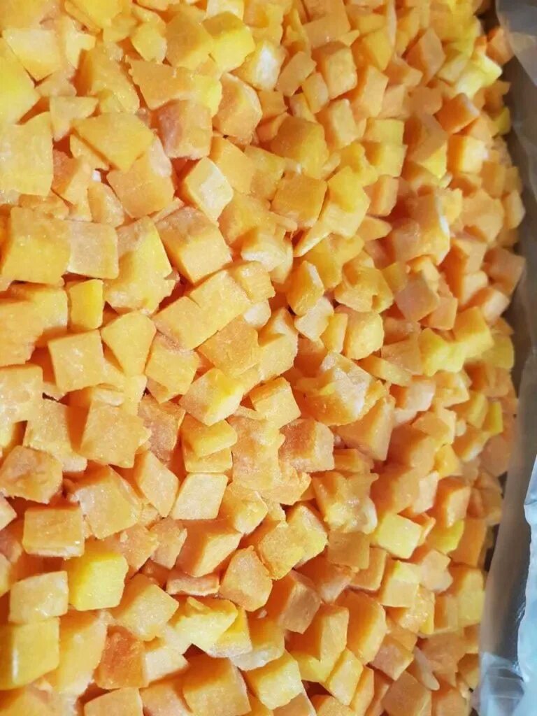 Тыква в морозилке. Мороженная тыква. Заморозка тыквы на зиму в морозилке. Мороженная тыква. Тыква быстрозамороженная 400гр.