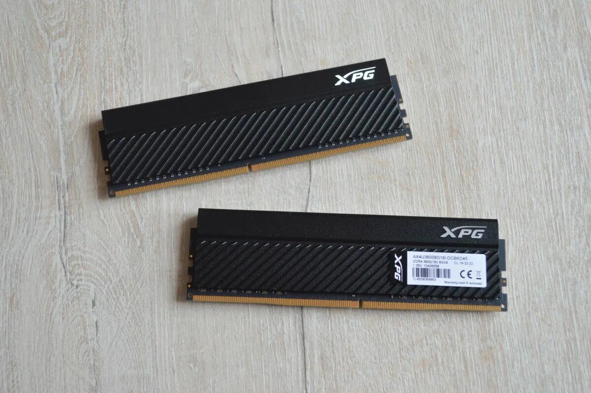 Xpg оперативная память ddr4 gammix. Оперативная память ADATA XPG GAMMIX d45 [ax4u360016g18i-cbkd45] 16 ГБ. Оперативная память ADATA XPG GAMMIX d45. Оперативная память ADATA XPG GAMMIX d45 3200. Оперативная память ADATA XPG GAMMIX d45 [ax4u36008g18i-cbkd45] 8 ГБ.