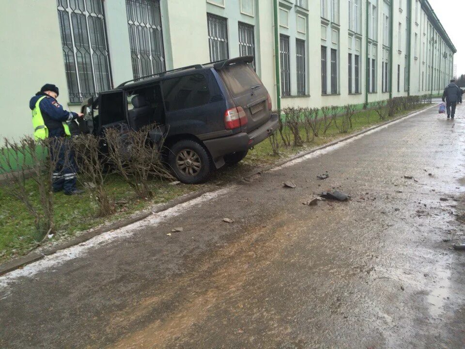 Подслушано в рыбинске в контакте свежие. Чрезвычайные происшествия в Рыбинске. ДТП Рыбинск за последние сутки. ДТП Рыбинск за последние дни. Дорожные происшествия в Рыбинске.