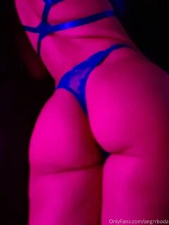 Efsane hatunun birbiirndne harika nude ve videolu ifşaları sizlerle. 