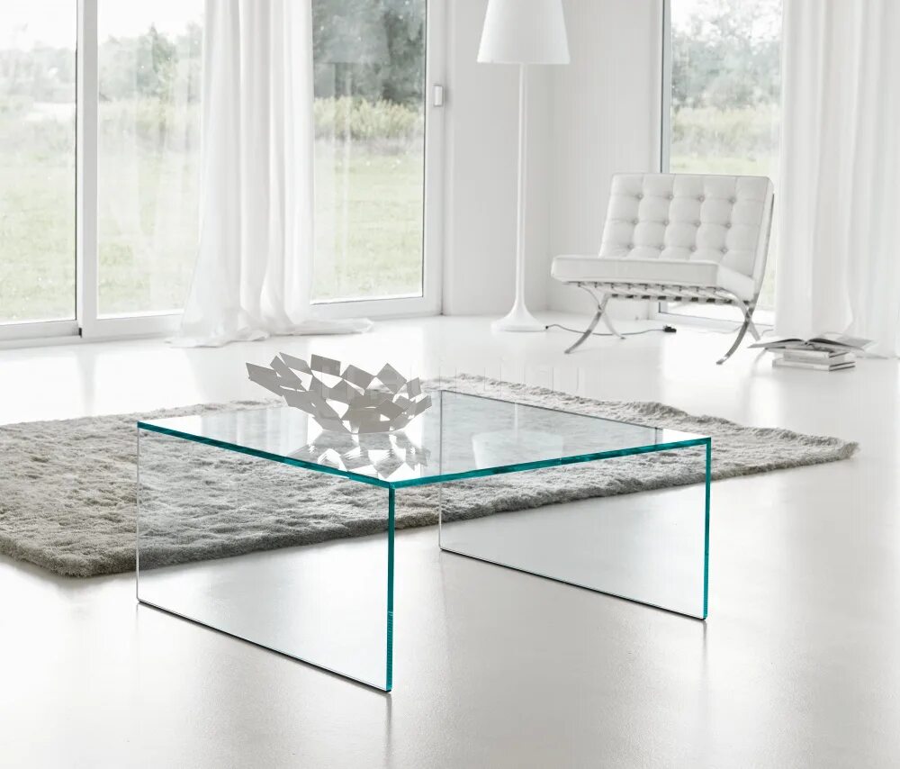 Купить толстое стекло. Столик "Coffee Table" Design. Стол журнальный Tonelli Design kat. Стеклянный столик. Стол из стекла.