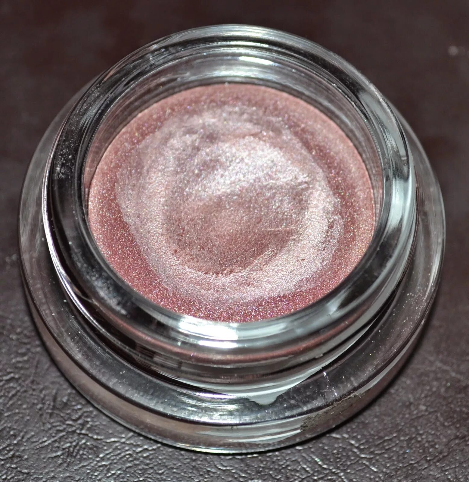 розовые тени с золотым. тени дуохром розово золотые. тени тату мейбелин. тени розовое золото. тени розовое золото.