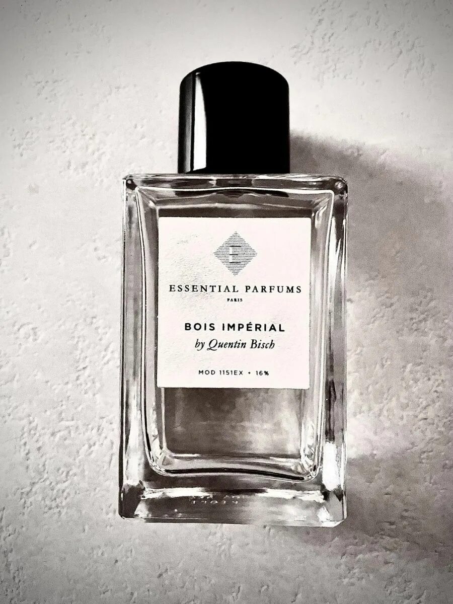 Essential parfums bois imperial оригинал. Essential Parfum bois Imperial. Духи bois Imperial by Quentin biscb. Аромат bois Imperial Essential Parfums. Essential Parfums bois Imperial 100 ml.