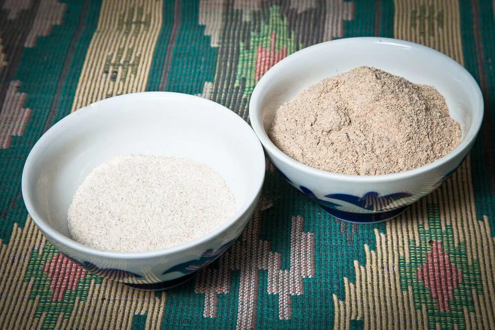 Дагестанская халва бахух. Жареная мука с сахаром и маслом. Мучная халва дагестанская. Халва мука сахар. Мучная халва.