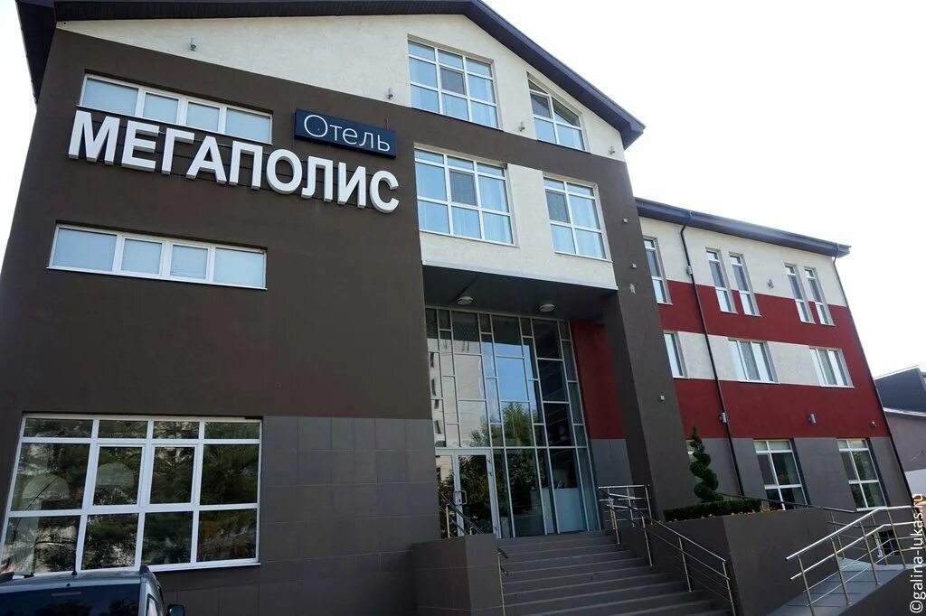 Купить 2-комнатную квартиру, 66.5 м² по адресу Брянский район, Снежское сельское