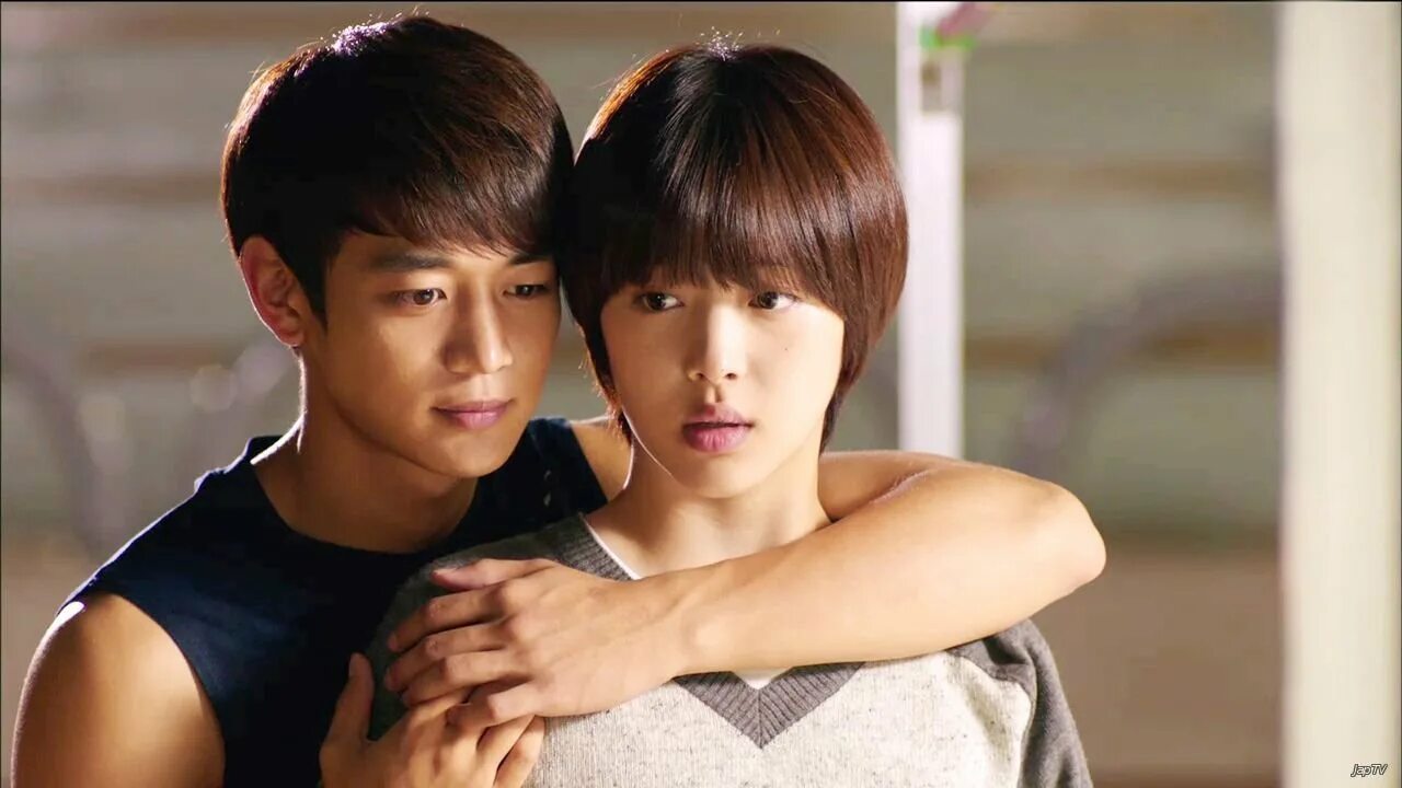 To the beautiful you дорама. Корейцы переодетые в девушек. Дорамы притворялась мальчиком. Ты прекрасен сериал 2009. Дорама девушка переодета в мальчика.