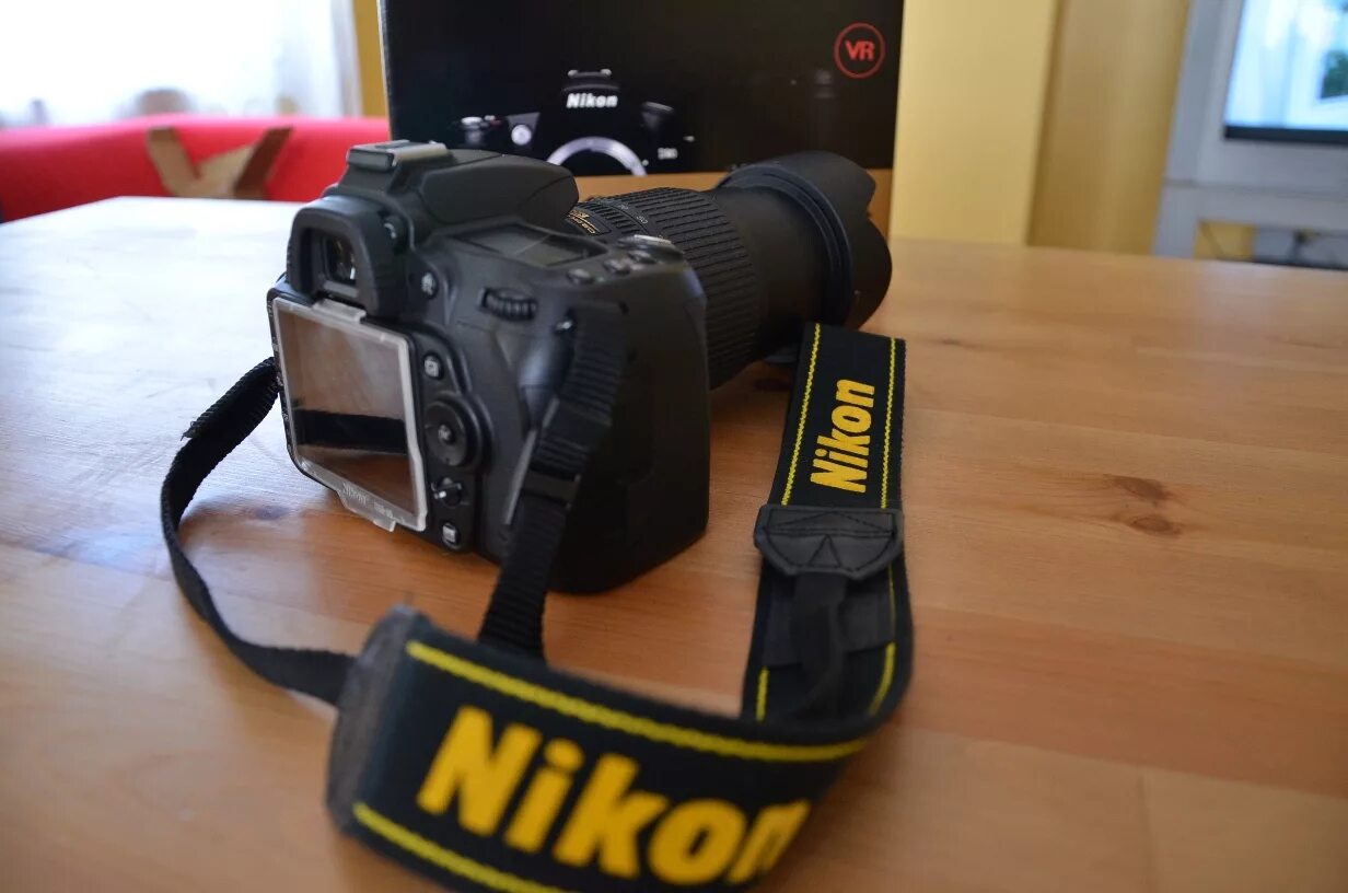 Nikon d90 18 105. Nasdroyko nikon d90. мотор никон d90. nikon d90 спереди.