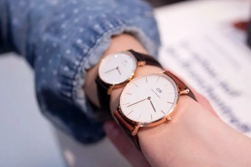 38 мм диаметр часов. часы диаметр 40 мм. 36 мм диаметр часов. диаметр часов 42 мм на руке. рука с часами.