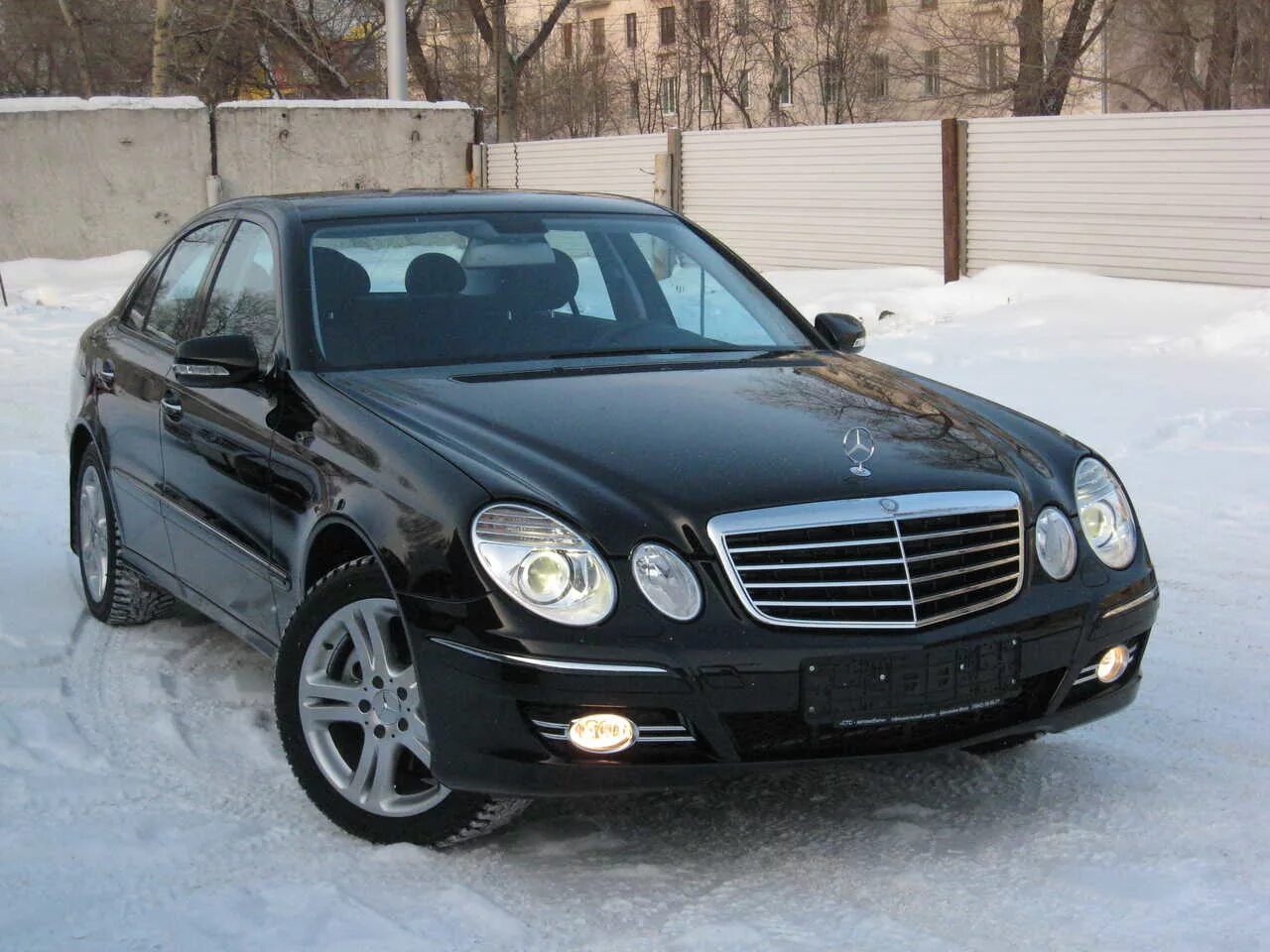 Мерседес 2007 купить. Mercedes e class 2007. Мерседес е 350 2007. Мерседес е класс 2007 года. Мерседес е класс 2007 350.