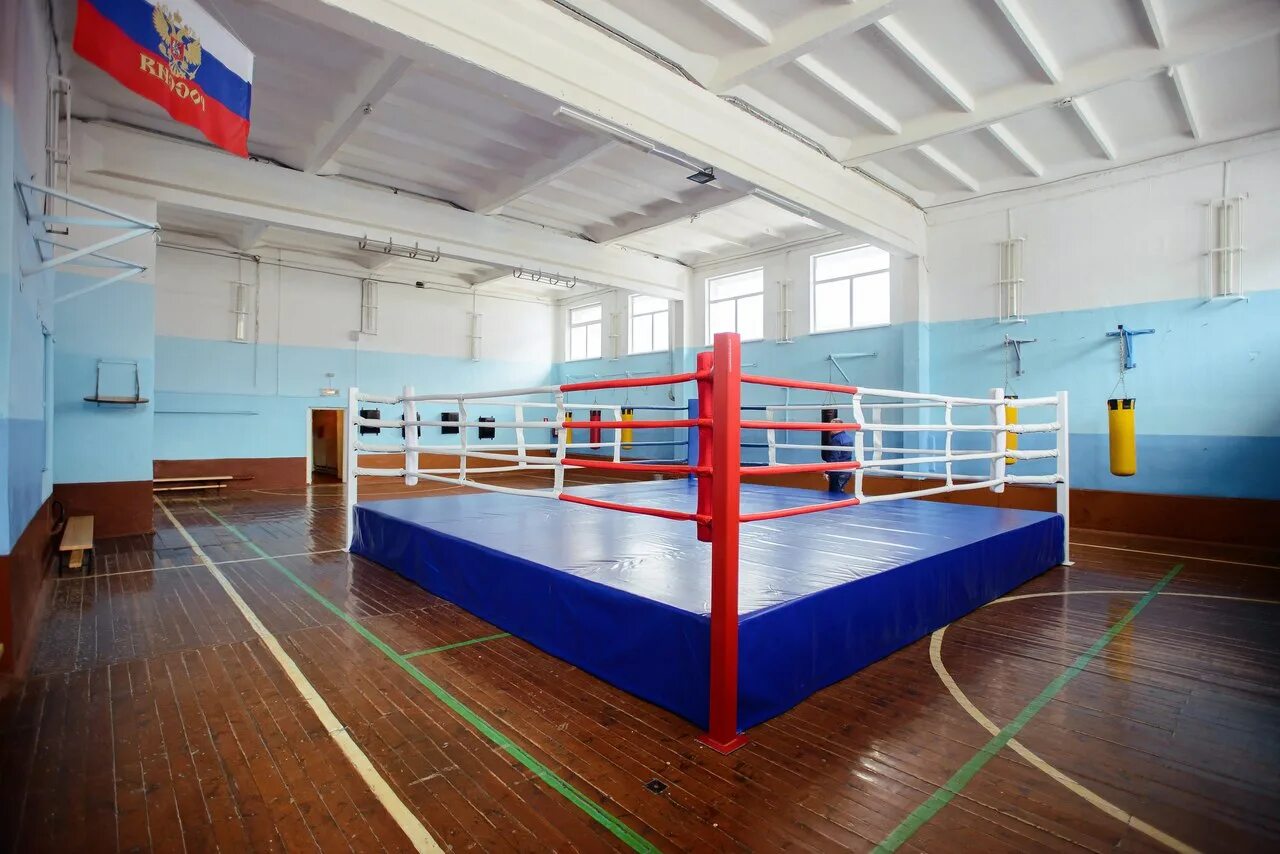 Спортивный чапаевск. Ровесник Чапаевск. Ровесник клуб. Факел Чапаевск.