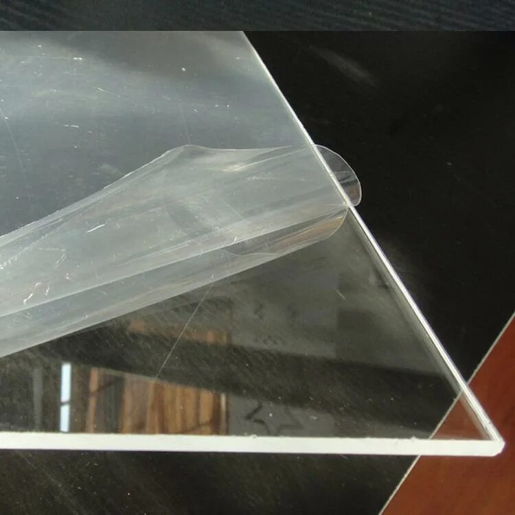 оргстекло светорассеивающее молочное plexiglas xt 05370 3мм. прозрачный пластик вместо стекла. прозрачный пластик. пэт-а 1,0мм 2050х1250мм novattro прозр. оргстекло прозрачное.