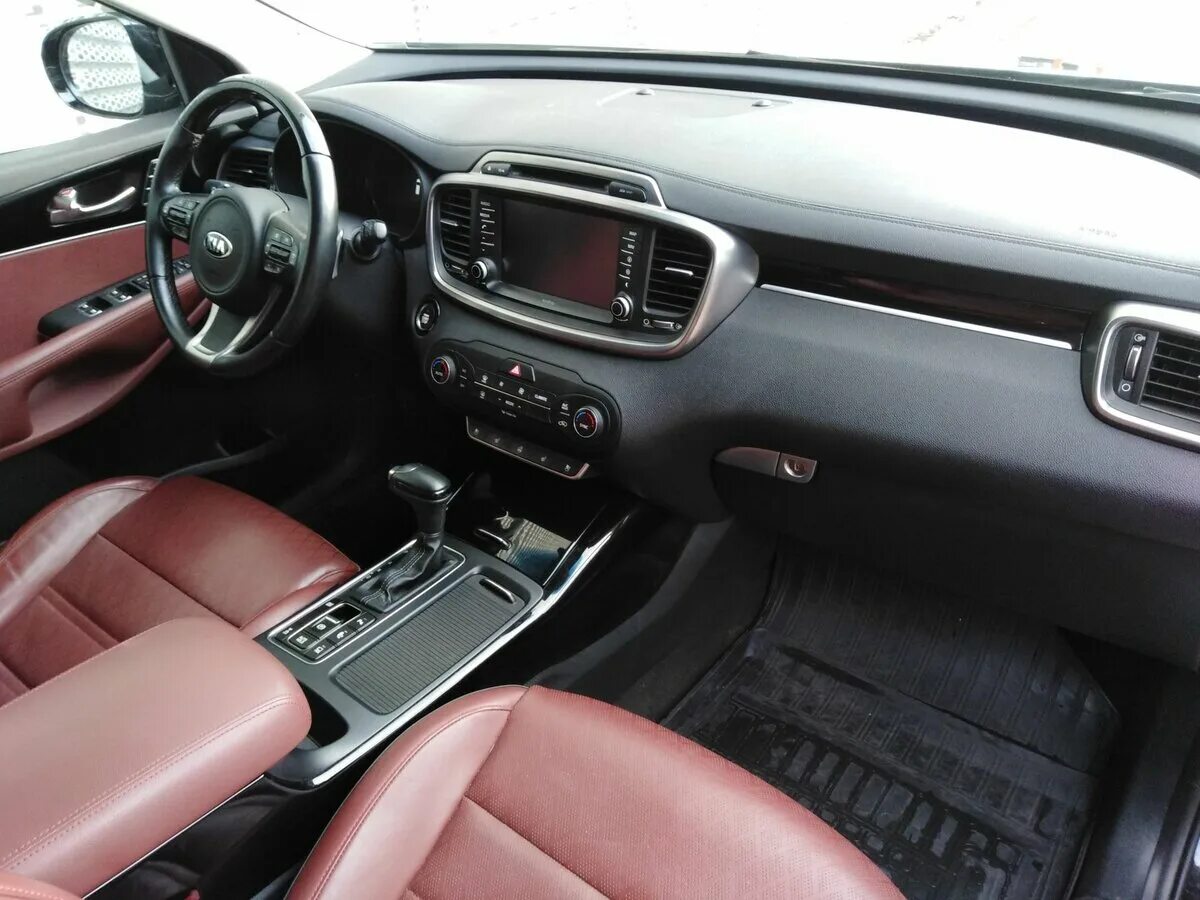Купить б/у Kia Sorento III Prime 2.2d AT (200 л.с.) 4WD дизель автомат в Рязани: