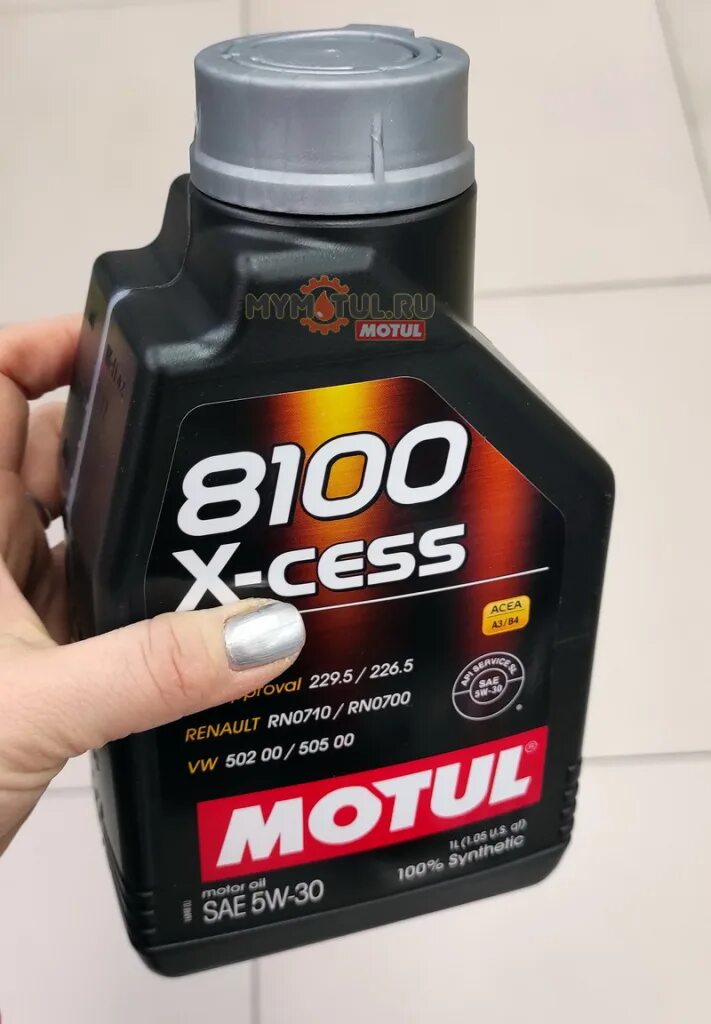 Мотюль как отличить подделку. Поддельный мотюль. мотюль с5. motul реклама.