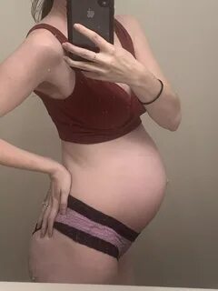 26 weeks pregnant reddit