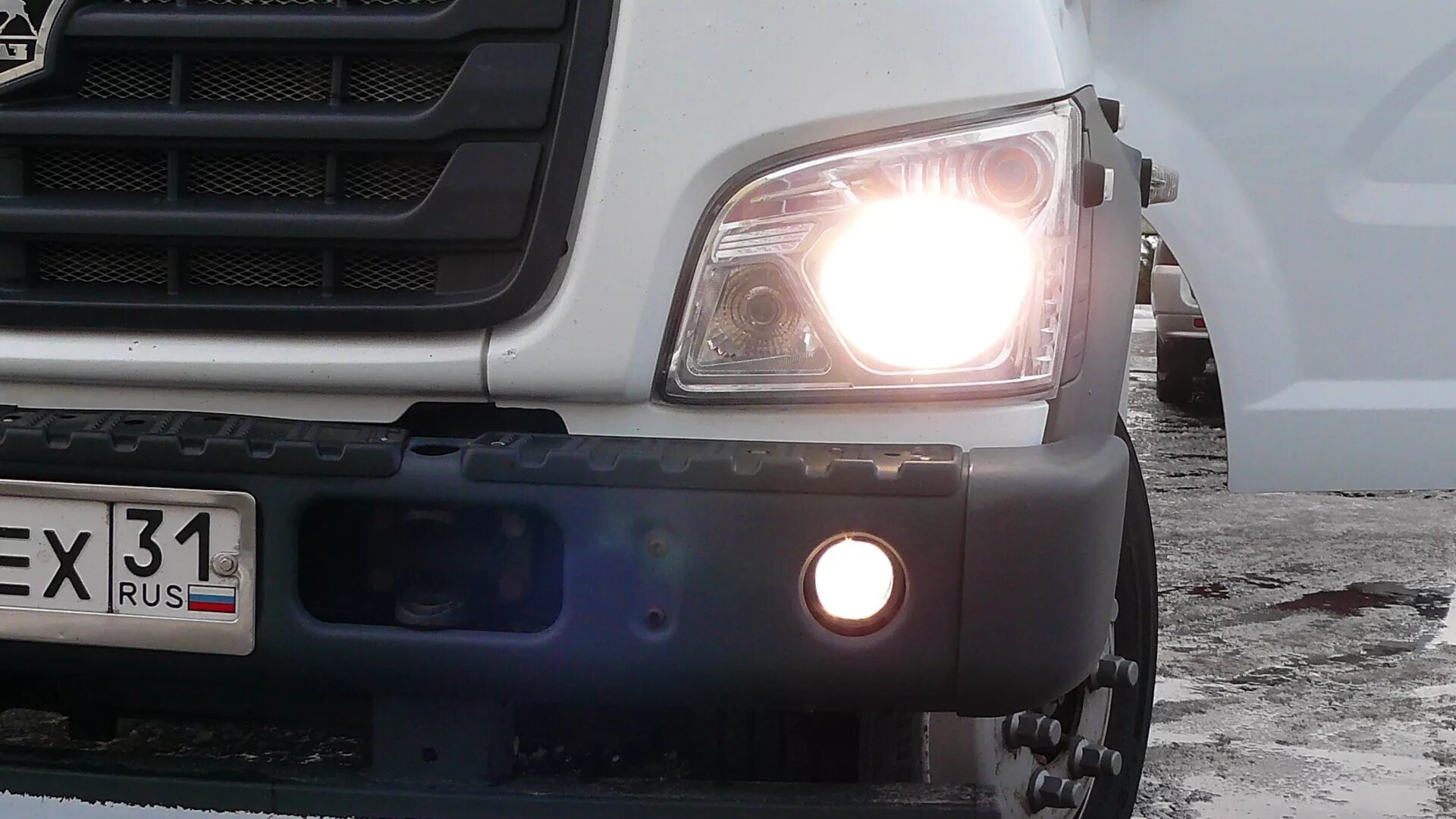 Лампочка фары газон некст. Лампочка фары газон некст. Лампа ближнего света газон некст. Фара газон некст лампочки. Лампочка фары газон некст.