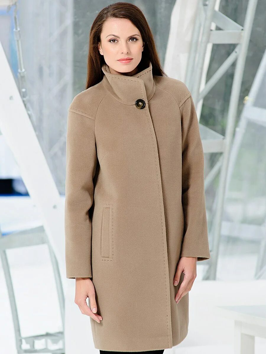 Пальто кокон pompa. Пальто pompa пальто 2020. Пальто прямого кроя женское.