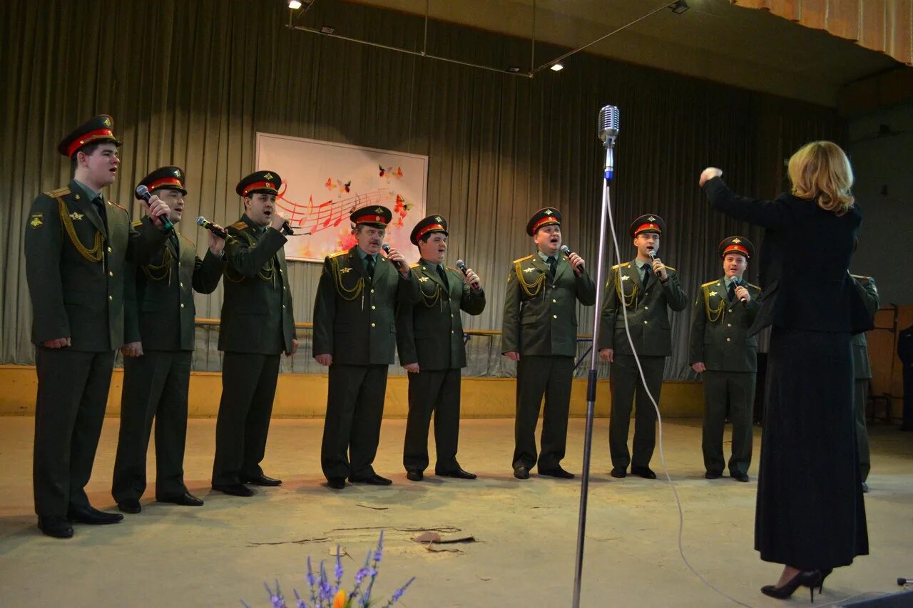 Ансамбль цво. Ансамбль песни и пляски южного военного округа. Ансамбль песни и пляски цво афиша. Творческий коллектив военный. Ансамбль песни и пляски южного военного округа.