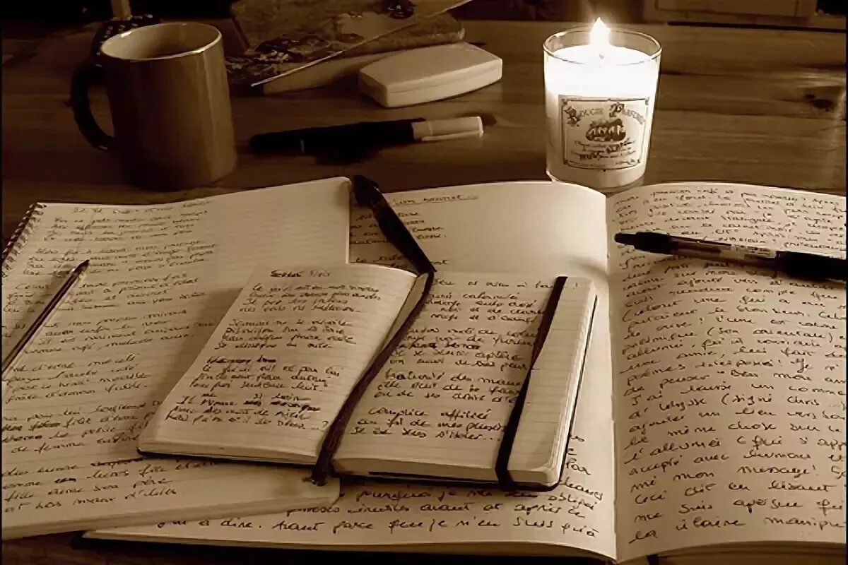 Дневники книги писателей. Написание книги. Писать стихи. Поэзия Эстетика. Написание дневника.