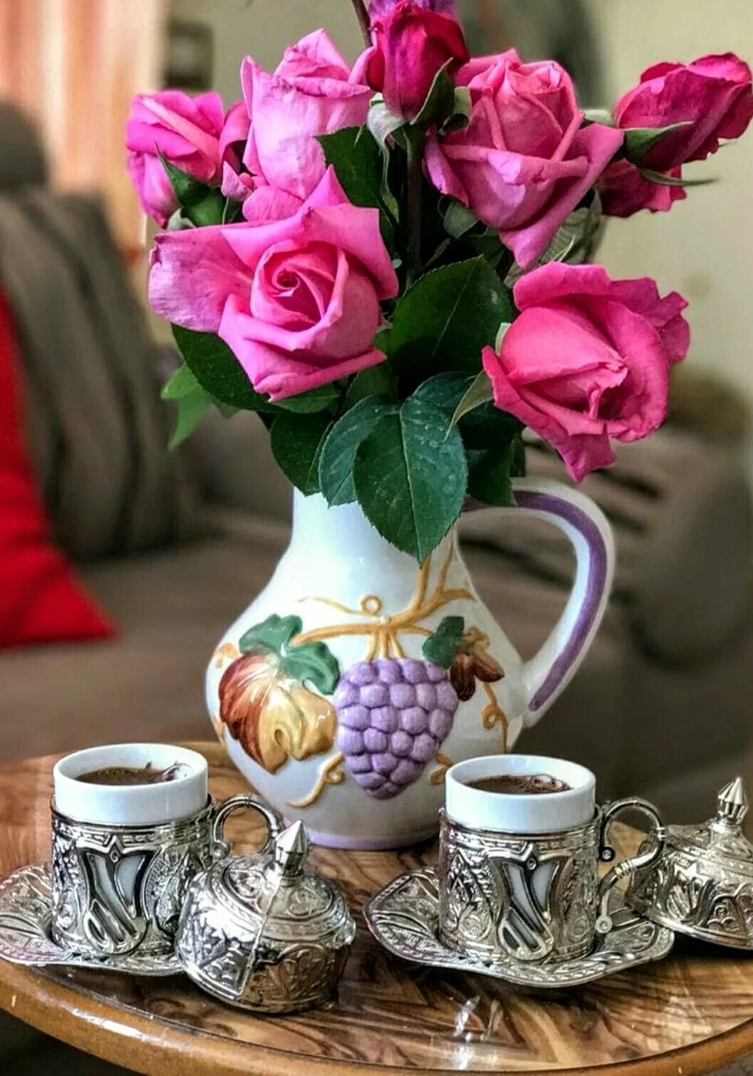 Прекрасного утра с цветами. Открытки с добрым утром с цветами. Доброе утро цветы красивые. Поздравление с добрым утром с цветами. Красивые цветы в чашке.