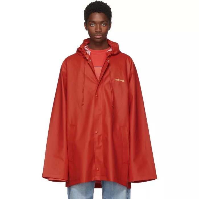 Short rain. Vetements плащ. Vetements Coat короткий. Vetements Red. Red vetements Coat.