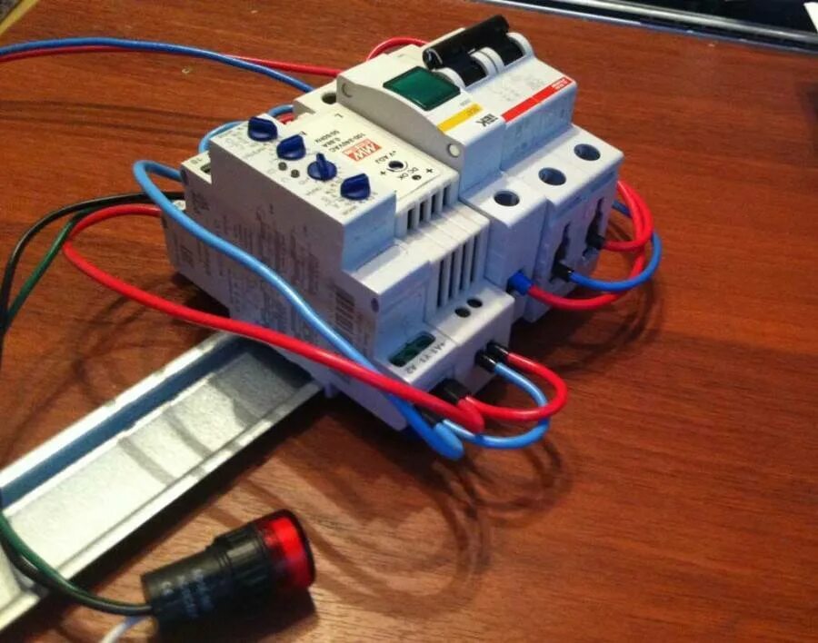 Узо или дифференциальный автомат. Проверка узо. Узо mrp-200. Проверка узо. Количество автоматов на 1 узо.