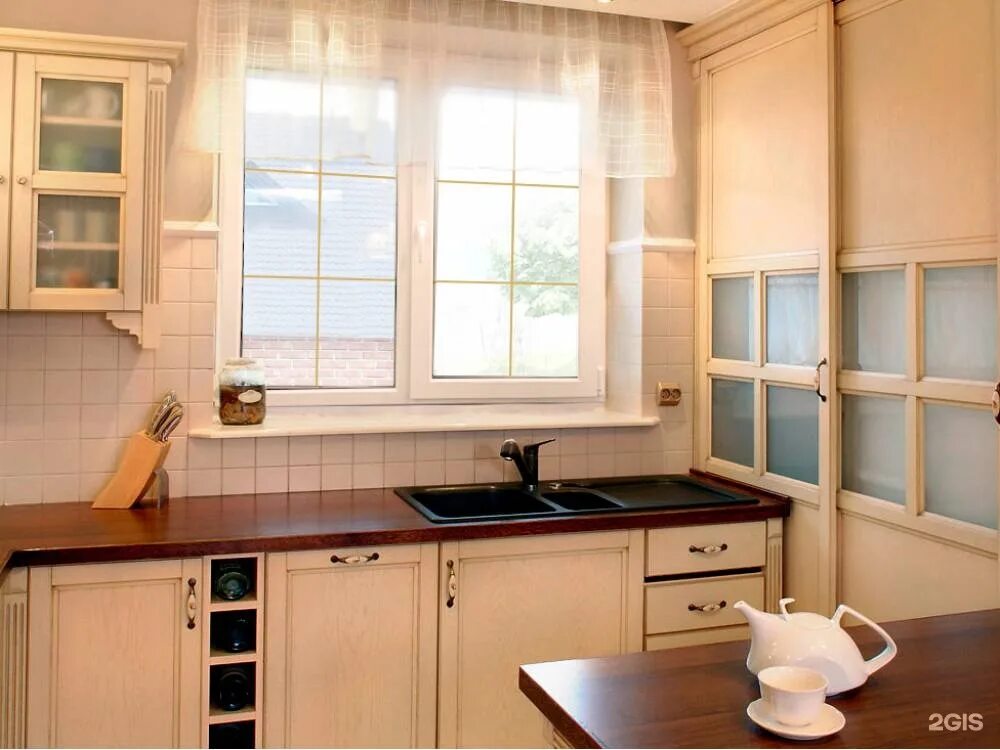 wide casement windows in kitchen - Google Search Kücheneinrichtung, Küchenumbau,