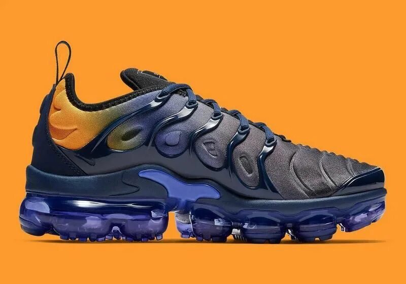 Nike Air Max VAPORMAX Plus. Nike Air VAPORMAX Plus Orange. Nike Air VAPORMAX Plus. Nike Air Max VAPORMAX Plus TN.