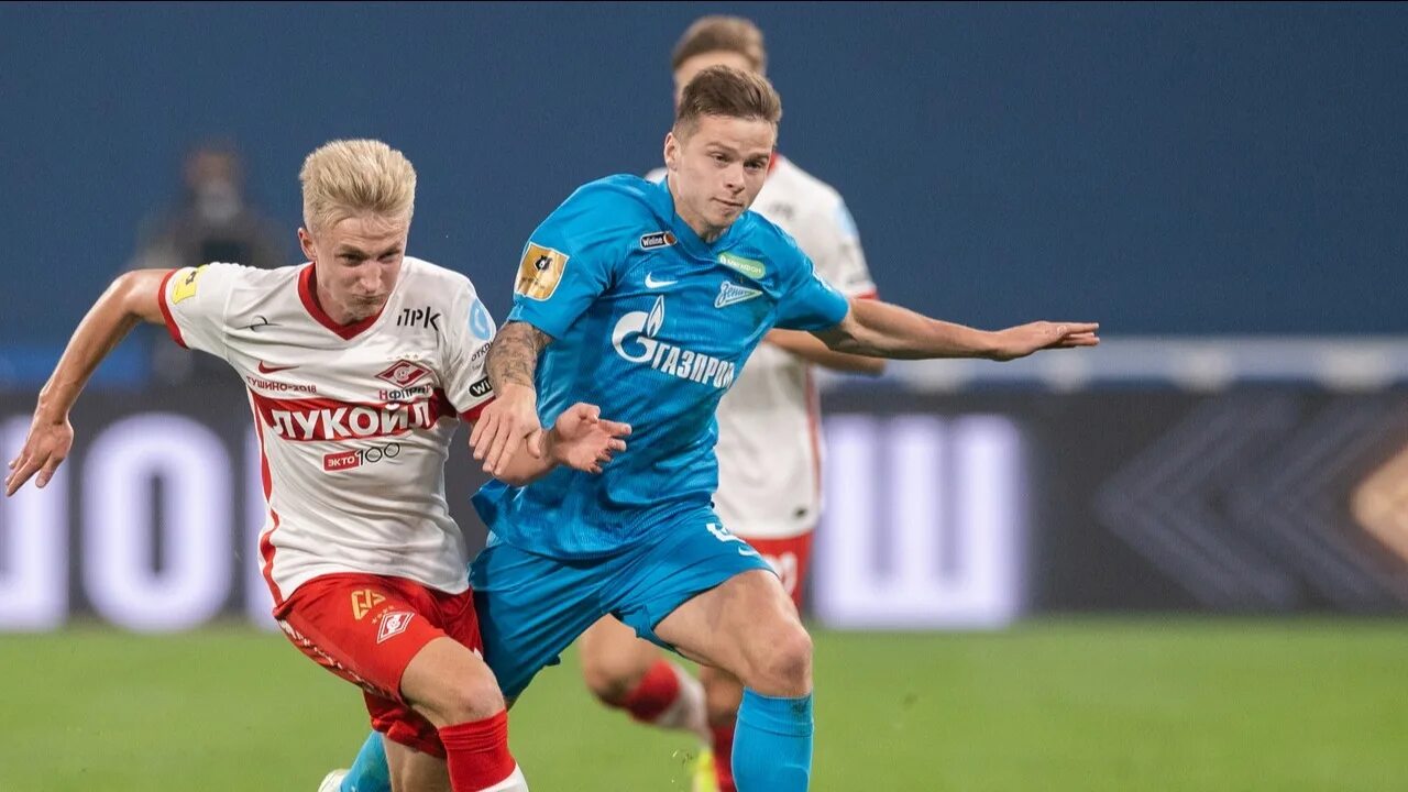 Лео месси аргентина 2022. Фк динамо москва сочи. Футбол сегодня 4. Sevilla vs real madrid. Фотографии футбольных матчей.