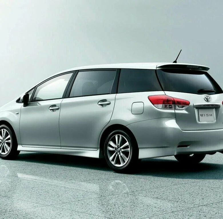 Фиш тойота. Тойота виш 2009. Toyota wish 2010. Тойота виш 2 поколение. Фиш тойота.