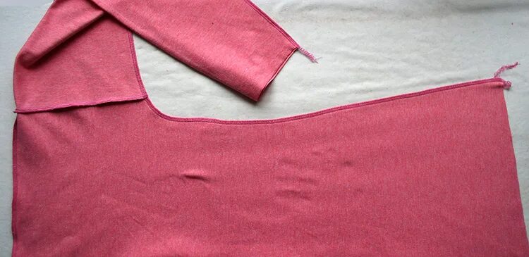 обметать край ткани крючком. шов для сшивания вязаных деталей. шитье трикотажа. сшивание вязаных изделий. швы для флиса.