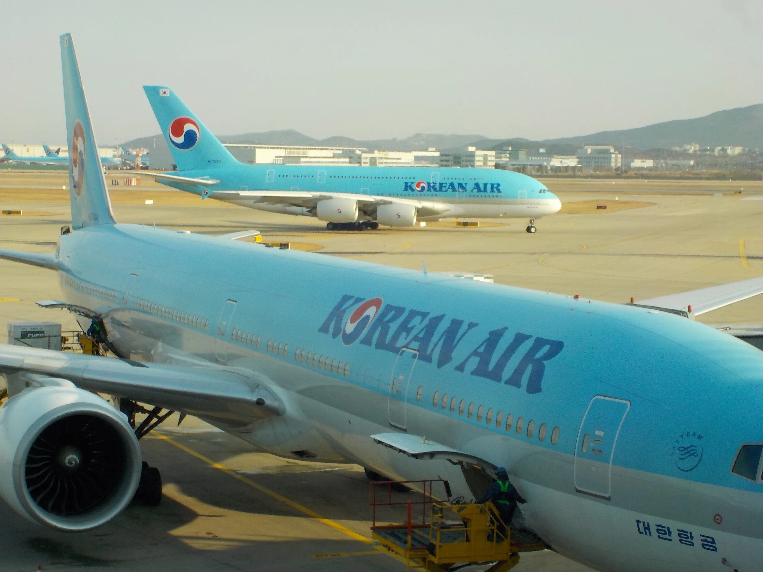 А380 Кореан Эйр. A380 korean Air салон. Korean 380. Korean Air презентация.