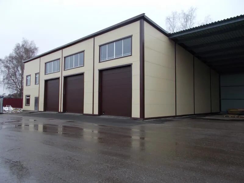 Проект здания автомойки. Панели для быстровозводимых зданий. Проект автосервиса из сэндвич панелей. Автосервис из панелей. Автосервис из сэндвич панелей.