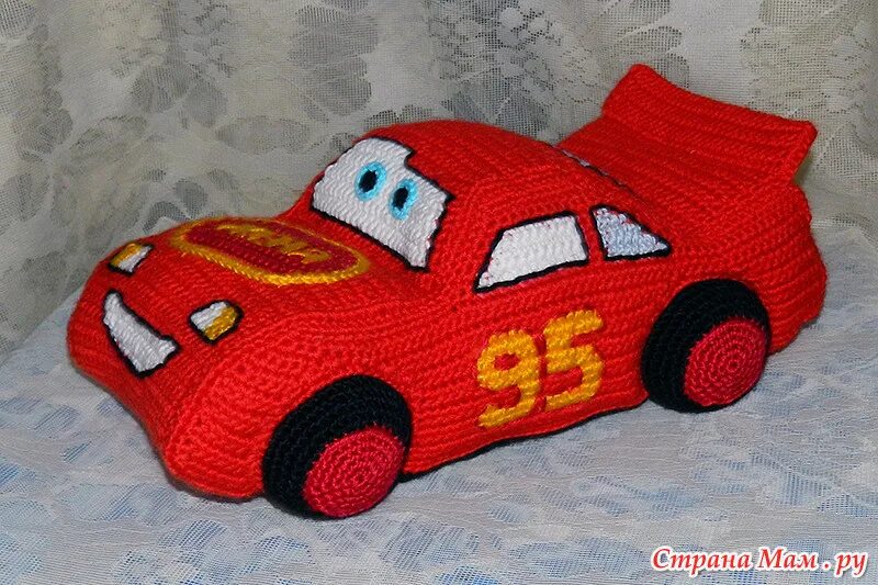 вязание крючком молния маквин. вязаная машина крючком мерседес. вязаные машинки. вязаные машинки крючком. машинка крючком.