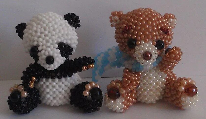 Как сплести мишку из бисера. Как сплести мишку из бисера. Мишка из бисера схема плетения для начинающих пошагово. Фигурка из бисера медведь. Плетение бисером медведь.