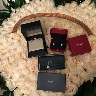 Что подарить жене на 32 года
