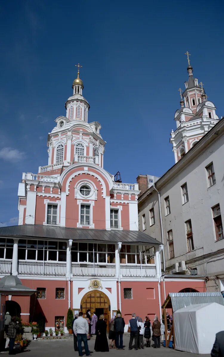 Заиконоспасский монастырь сайт. Заиконоспасский мужской монастырь Москва. Заиконоспасский мужской монастырь на Никольской.