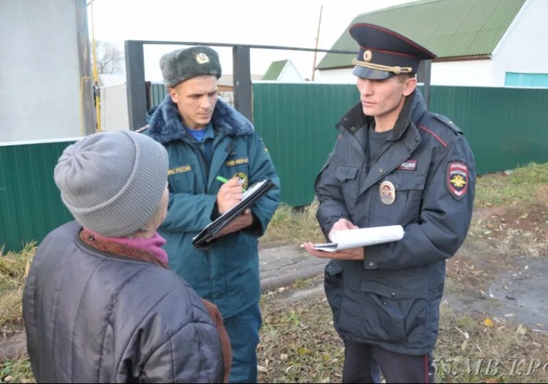 Участковые полиции омск. Полиция Марьяновка. Марьяновский район Омской области. Полиция Омский район. Участковый Марьяновского района.