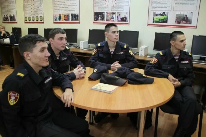 Женщины на службе милиции. Внештатный сотрудник милиции. Полиция абатского района. Мвд лукояновского района сотрудники. Вольнонаемный работник в мвд.