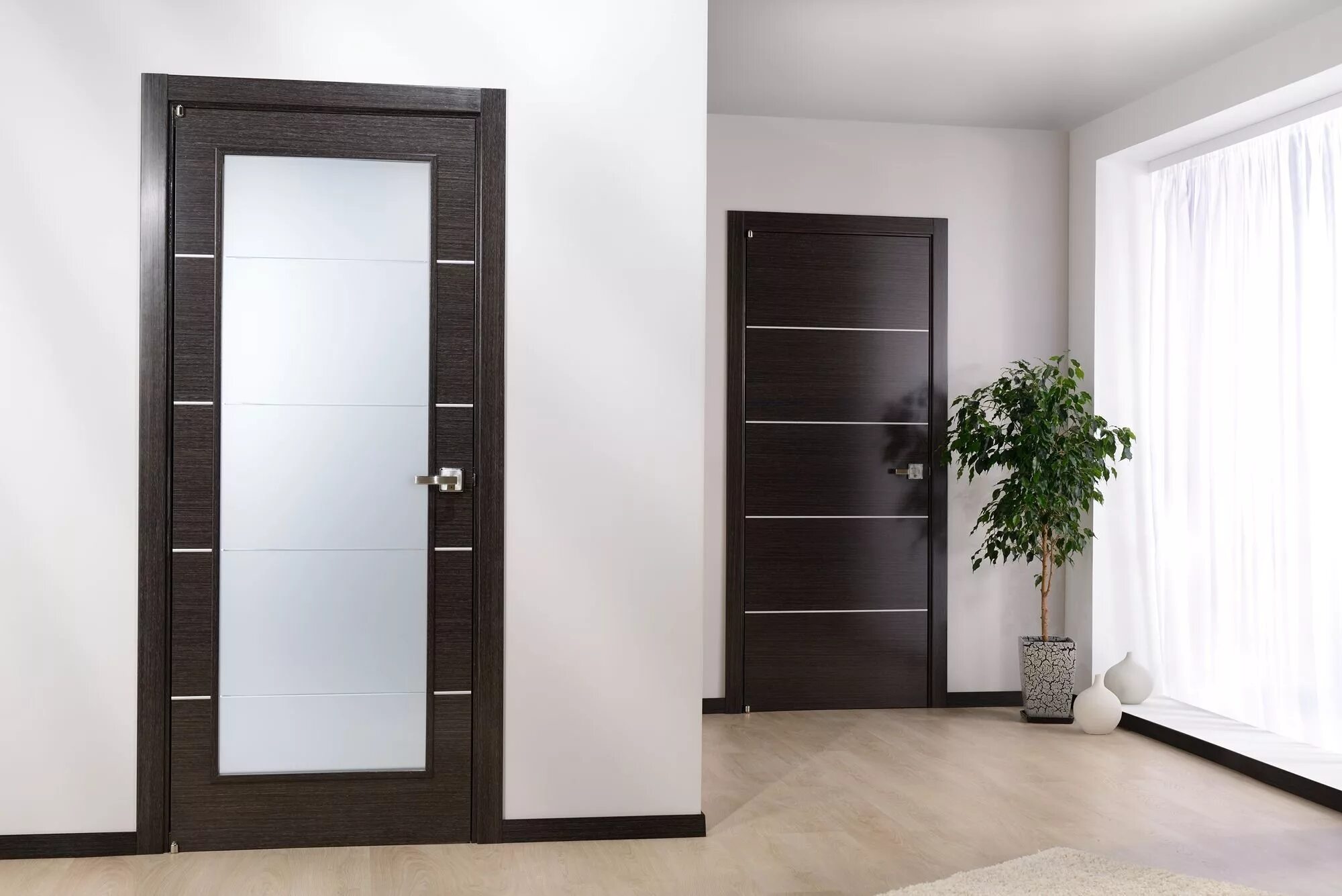 Двери наверно. Двери интериор дорс. room doors межкомнатные двери. темная дверь. темные двери в интерьере.