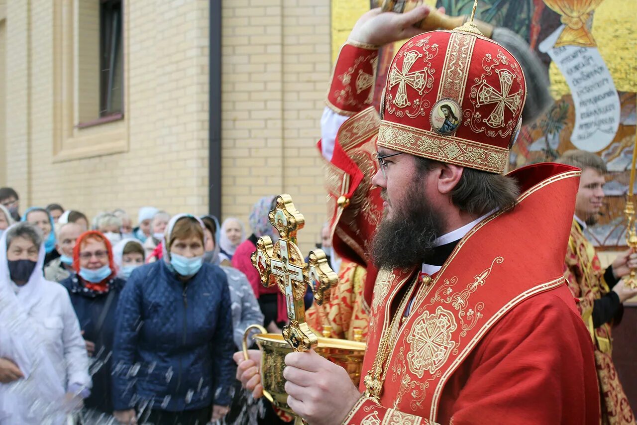 храм усекновения главы в братеево расписание. церковь иоанна предтечи в братеево. храм усекновения главы иоанна предтечи в братеево настоятель. храм усекновения главы иоанна предтечи в братеево духовенство. церковь усекновения главы иоанна предтечи в братеево.