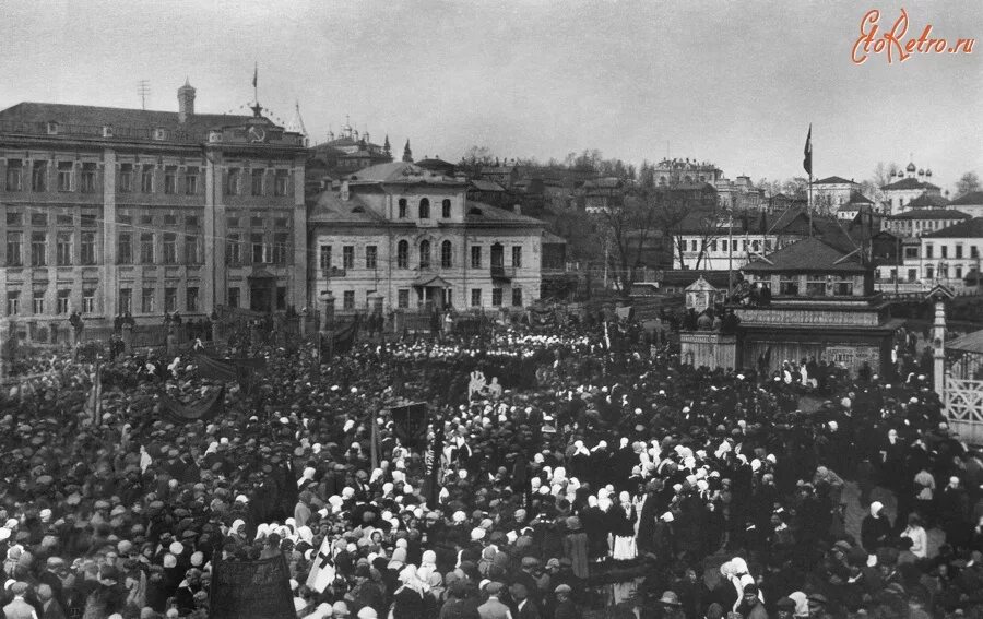 Новые города 1920 1930 годы. Красная площадь 1930 Чебоксары. Чебоксары 1920. Старые Чебоксары красная площадь. 1930 Год красная площадь Чебоксары.