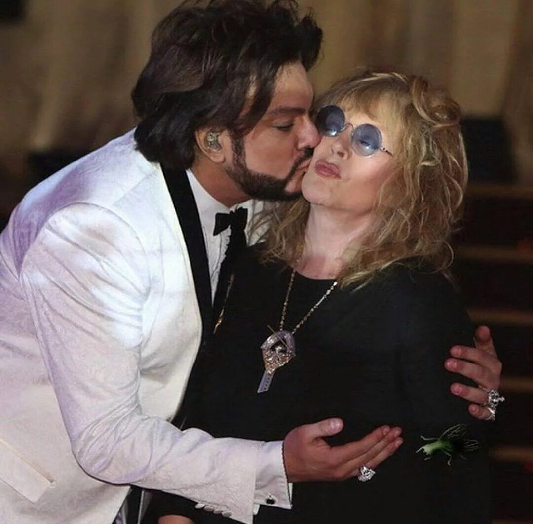 Киркоров басков и пугачева. Алла и филипп. Филипп киркоров и алла пугачев. Алла пугачева и филлип кирково. Пугачева киркоров почему.