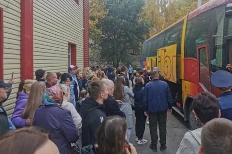 Очереди призывников