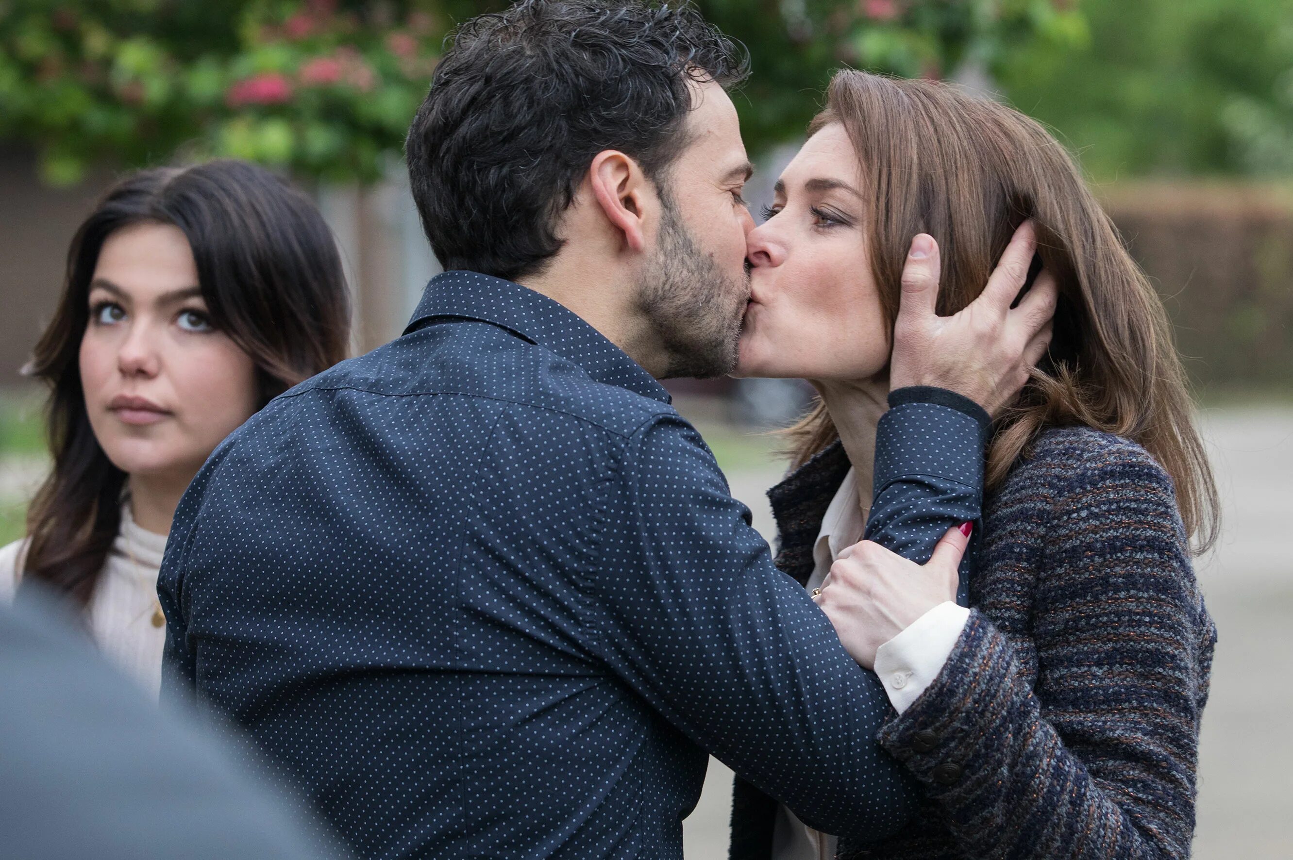 Соседи 2014. Соседи 2014. Соседи 2014. Соседи 2014. На тропе войны фильм 2014.